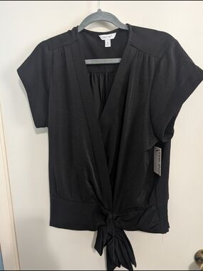 Nine West Black Short-Sleeve Tie-Front Top